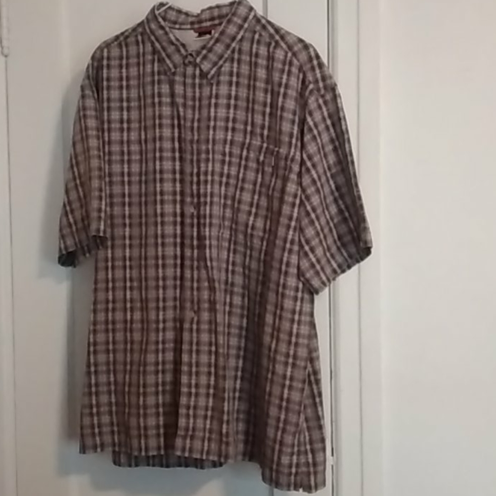 Men's Northface Short sleeve shirt